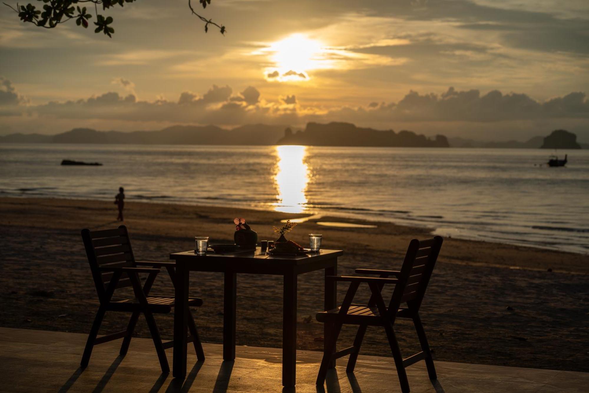 Tup Kaek Sunset Beach Resort-Sha Plus Pantai Tab Kaek Luaran gambar